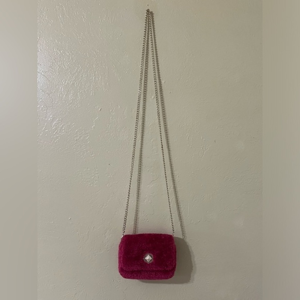 KATE SPADE AUDREY SHEARLING MICRO CROSSBODY
Color: Festive Pink